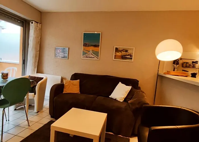 Apartment 42m With 2 Balconies Near And Center Arcachon